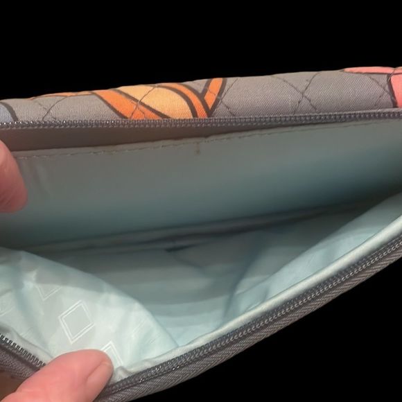 Vera Bradley Tropical Evening Wallet - Picture 6 of 7